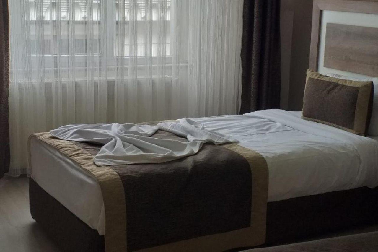 Dempa Hotel Istanbul Exteriör bild