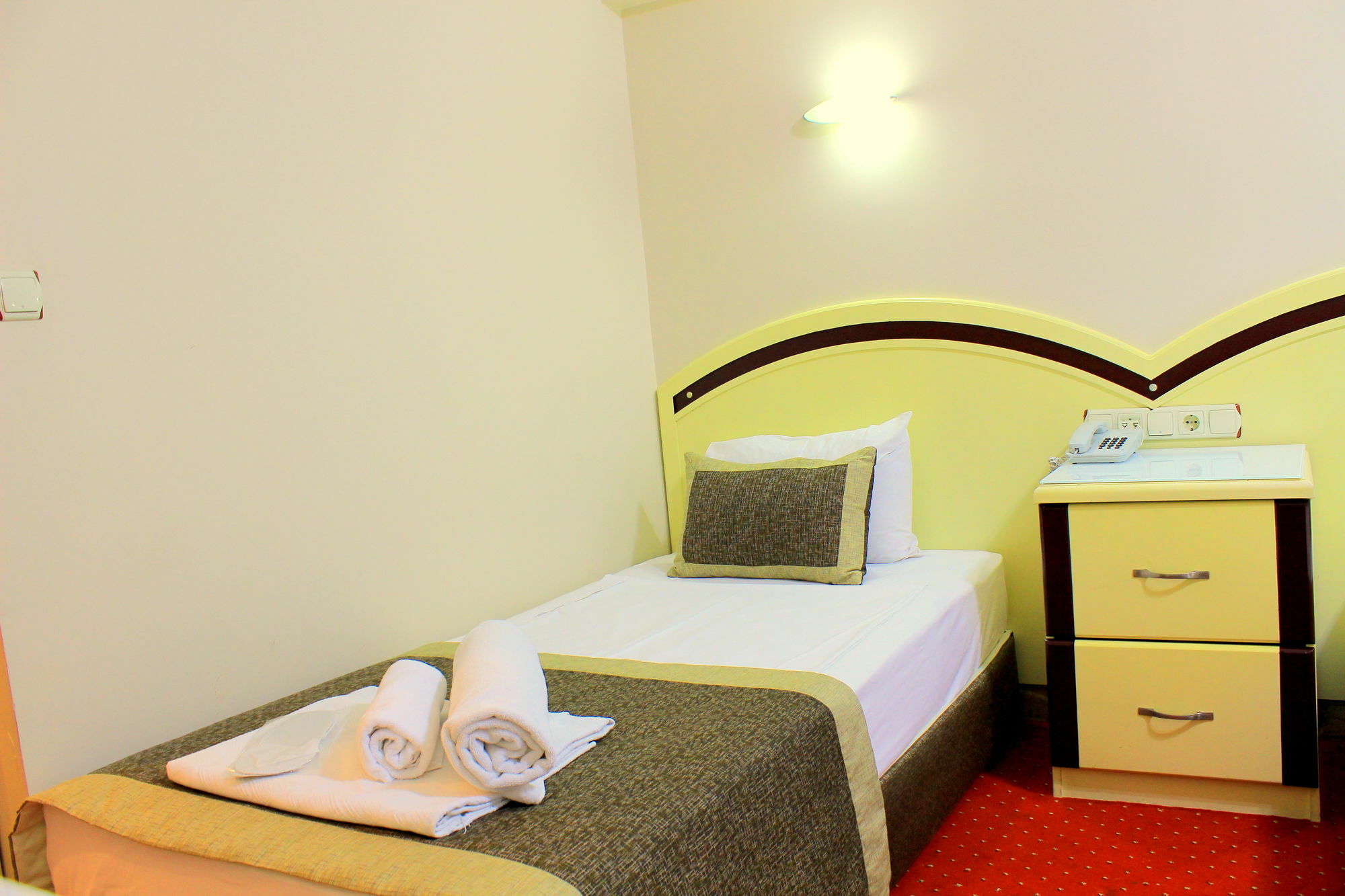 Dempa Hotel Istanbul Exteriör bild